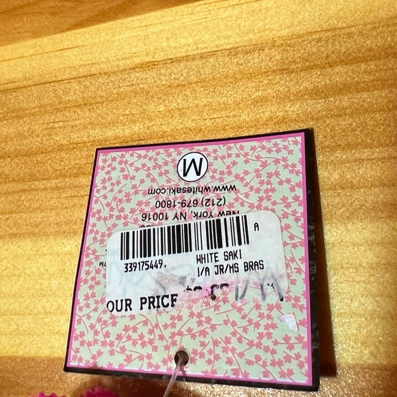 NWT!! Free with any purchase! Set of 2 White Saki by Lauren B. Mandel Lacey Bras - Picture 7 of 11